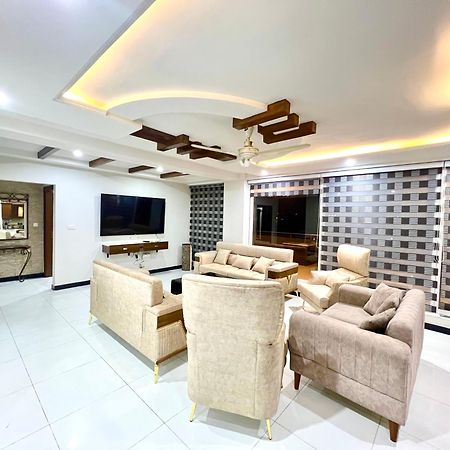 Penthouse 3Bedrooms - Luxury Apartment Hotel 伊斯兰堡 外观 照片